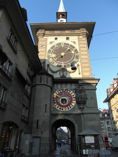 %E3%82%B9%E3%82%A4%E3%82%B9%E3%83%99%E3%83%AB%E3%83%B3.jpg