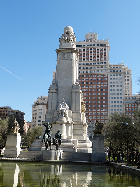 madrid-328122_640.jpg